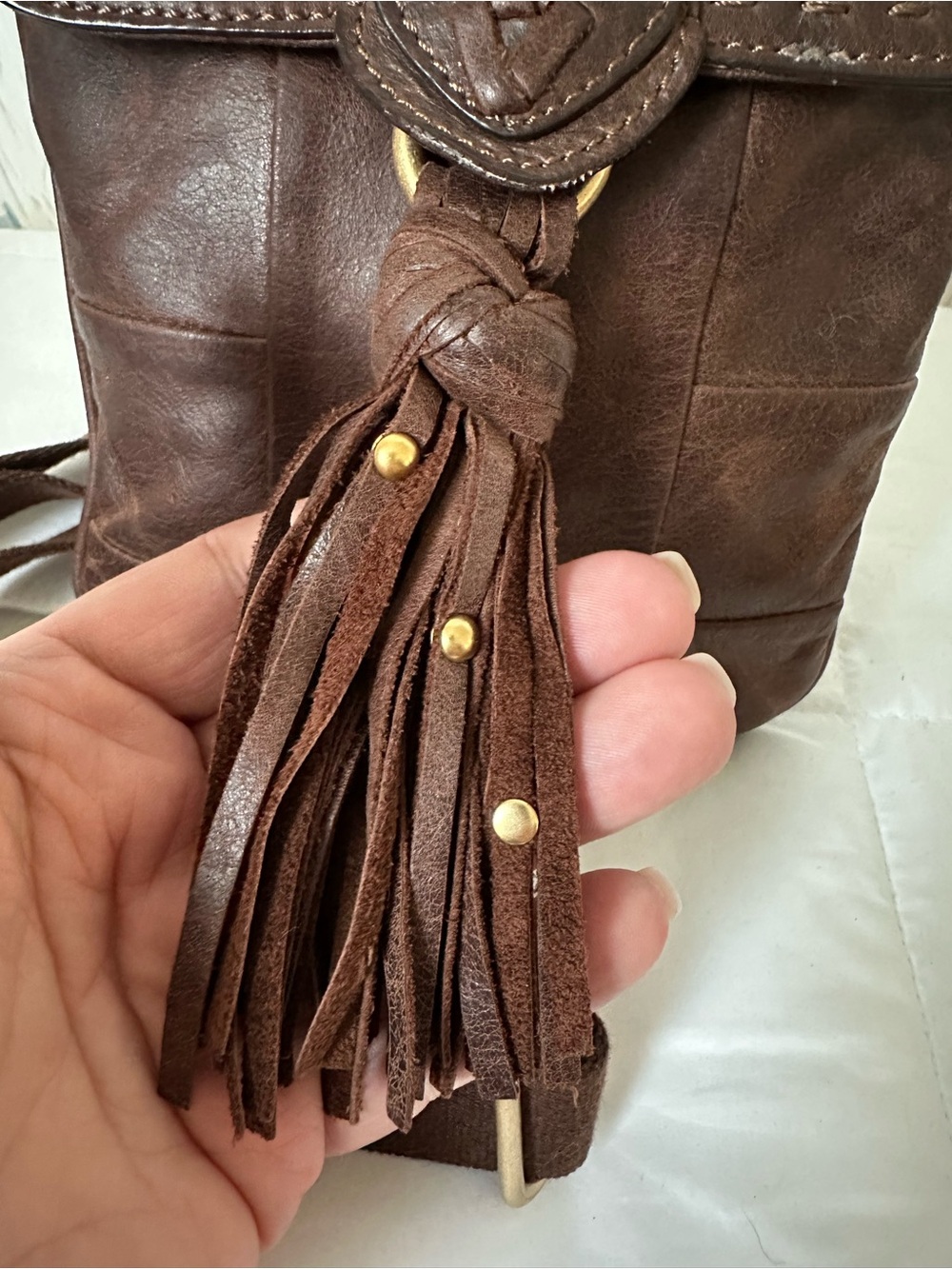 Juicy Couture Vintage Leather Crossbody - Picture 4 of 15